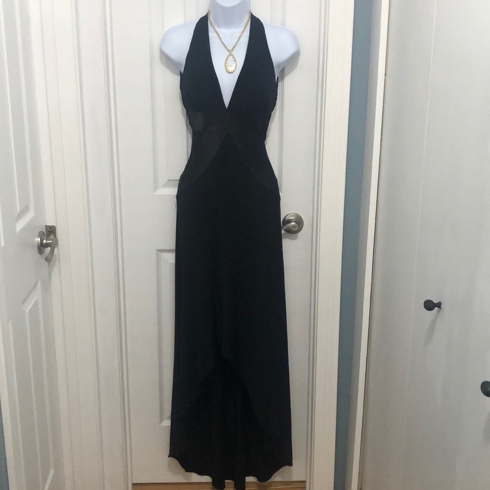 NWOT Morgan & CO. Stunning backless dress